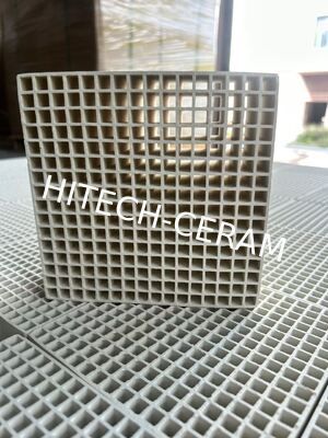 Ceramic Foam Filters with Round & Square Hole for High-Purity Metal Output and Thermal Stability