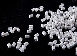 Wyroby z aluminy, zawierające katalizator CAS 21645-51-2 Dia 4 mm